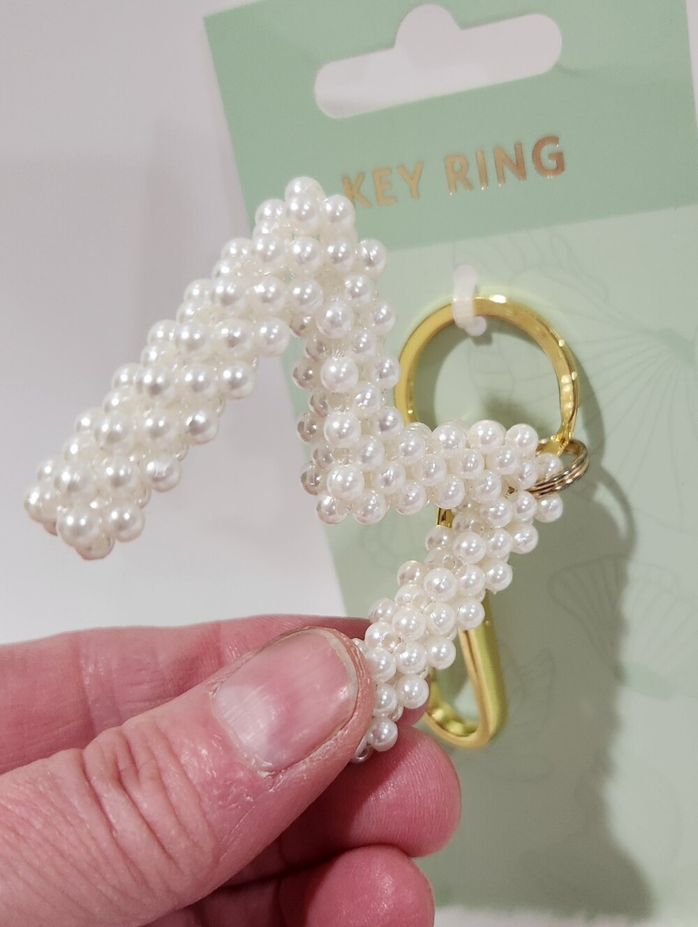 Initial Letter M White Knitted Woven 3D Beaded Pearl Gold Keychain Bag Charm NWT - Picture 6 of 6